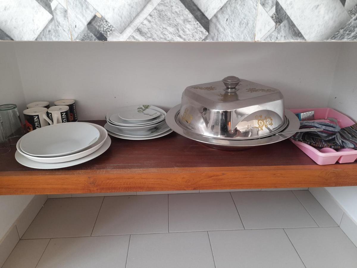 Appartement Familial Spacieux Avec Climatisation Ziguinchor Exteriér fotografie