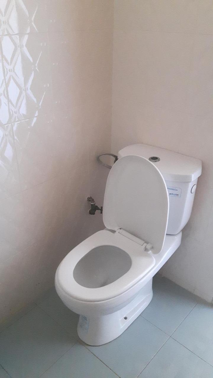 Appartement Familial Spacieux Avec Climatisation Ziguinchor Exteriér fotografie