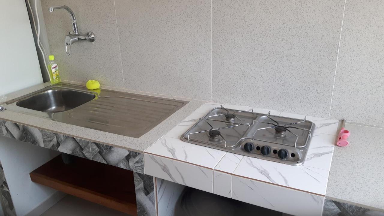 Appartement Familial Spacieux Avec Climatisation Ziguinchor Exteriér fotografie